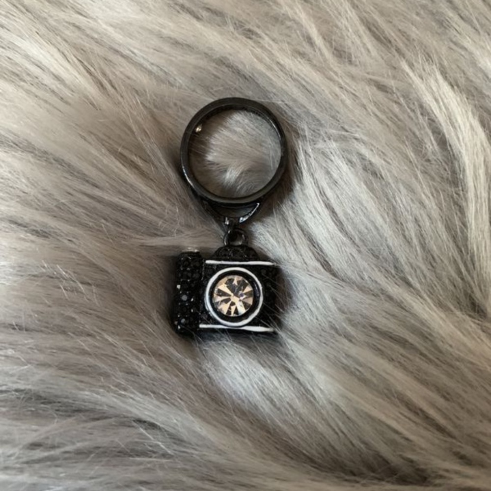 Betsey Johnson Black Rhinestone Camera Charm Ring